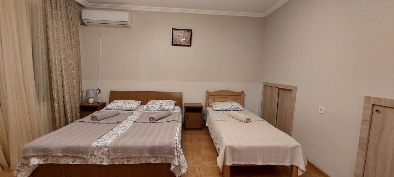 Geo Kutaisi Apartamento Exterior foto