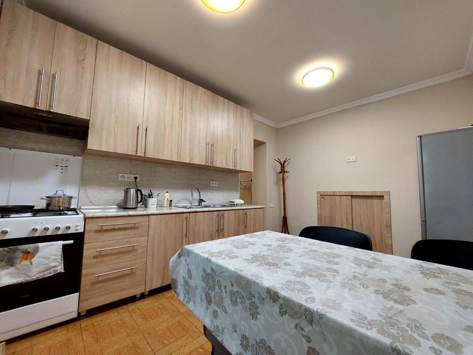 Geo Kutaisi Apartamento Exterior foto